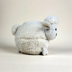 Curt The Sheep