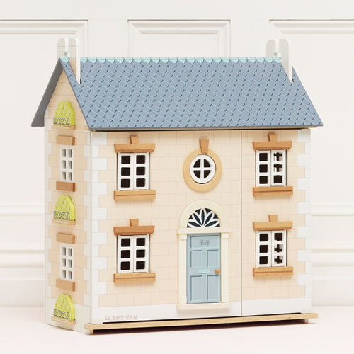 Bay Tree Wooden Dolls House