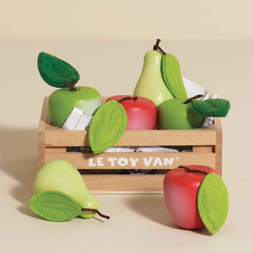 Wooden toy crate of apples and pears by Le Toy Van, including two red apples, two green apples, and two green pears with felt leaves.