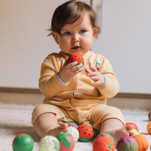 Oli & Carol Baby Sensory Ball Fruit Salad